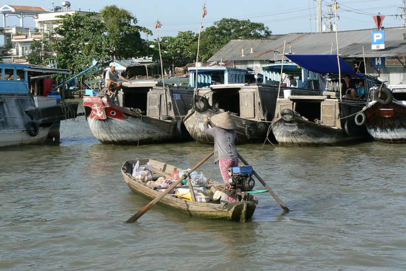 17 DELTA DEL MEKONG Mercato Galleggiante